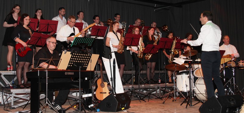 n_Bild-33 Bigband.jpg